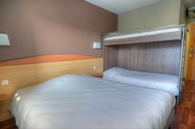 B&B Hôtel Saint-Etienne Monthieu
