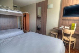 B&B Hôtel Saint-Etienne Monthieu