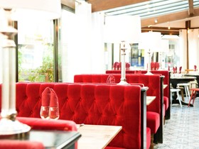 ibis Saint-Étienne - La Terrasse
