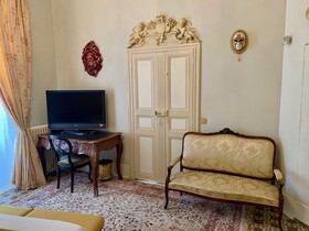 La Villa Rosa