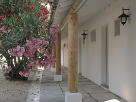 Cacharel Hotel