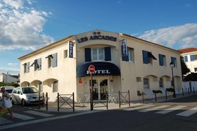 Hôtel les Arcades