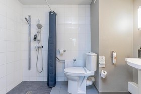 B&B HOTEL Marseille La Valentine Porte d'Aubagne