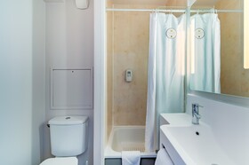 B&B Hôtel Marseille La Valentine