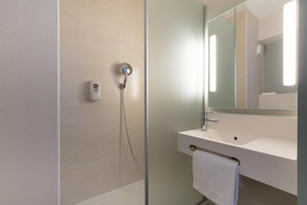 B&B HOTEL Marseille la Valentine Saint Mene