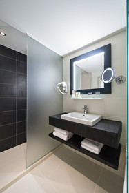 Golden Tulip Marseille Euromed