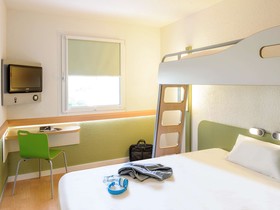 ibis budget Tarbes