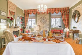 Hôtel Le Petit Castel