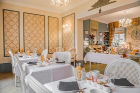 Hôtel Le Petit Castel