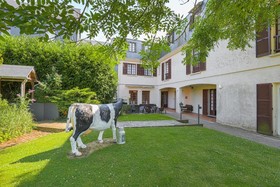 Hôtel Le Petit Castel