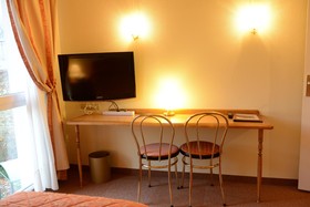 Best Western Flers Centre Gare