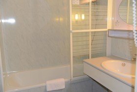 Best Western Flers Centre Gare