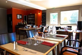 Hotel Kyriad Rouen Nord - Mont Saint Aignan
