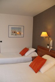 Brit Hotel Le Cygne