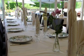 Brit Hotel Le Cygne
