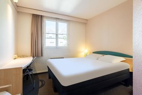 B&B HOTEL Arras Centre Les Places