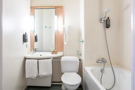 B&B HOTEL Arras Centre Les Places