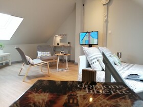 B&B My Art House