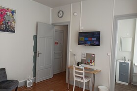 B&B My Art House