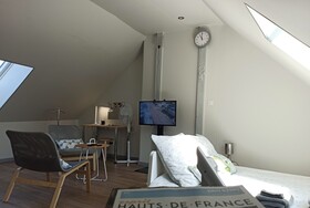 B&B My Art House