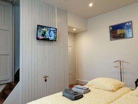 B&B My Art House
