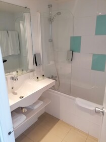 Holiday Inn Lille Ouest Englos