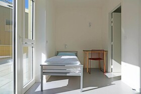 Auberge de jeunesse Hi Lille Stephane Hessel