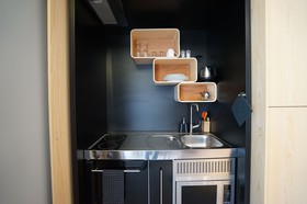 Le Chat Qui Dort-Suites