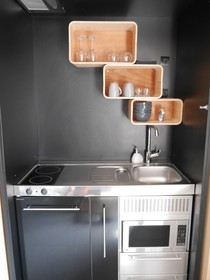 Le Chat Qui Dort-Suites