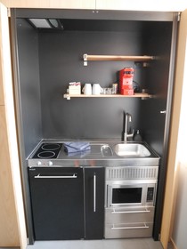 Le Chat Qui Dort-Suites