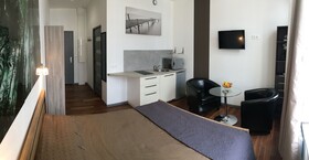 Little Plaza Appart'hotel