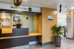 B&B Hôtel Valenciennes