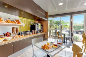 B&B Hôtel Valenciennes