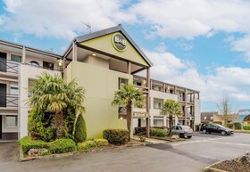 B&B Hôtel Lens Noyelles Godault