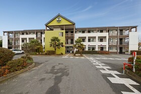 B&B Hôtel Lens Noyelles Godault