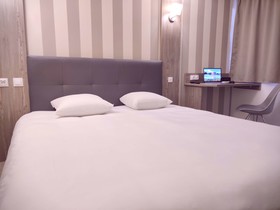 Hotel RBX - Roubaix Centre