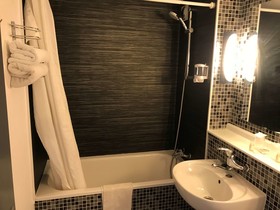Hotel RBX - Roubaix Centre