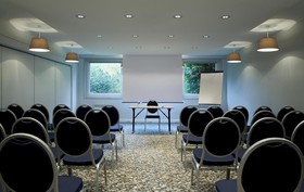 Kyriad Lille Est - Villeneuve d'Ascq