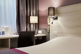 Kyriad Lille Est - Villeneuve d'Ascq