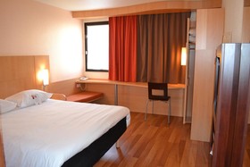 ibis Angers Centre Château
