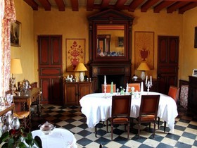 Château De Chambiers
