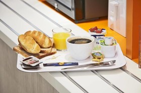 B&B HOTEL Laval Ouest