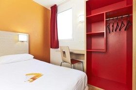 B&B HOTEL Laval Ouest