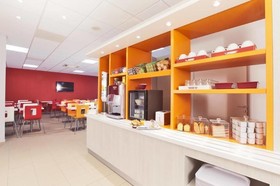 B&B HOTEL Laval Ouest