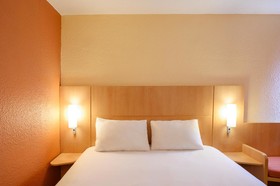 B&B HOTEL Le Mans Centre Cathédrale