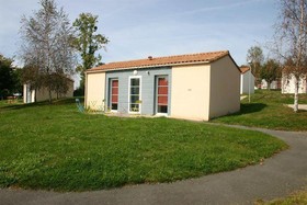 Adonis Les Epesses by Olydea