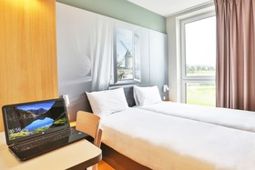 B&B Hotel LES HERBIERS