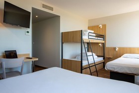 B&B Hotel LES HERBIERS
