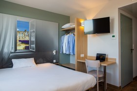 B&B Hotel LES HERBIERS