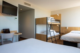 B&B Hotel LES HERBIERS